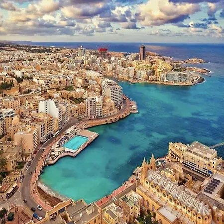 Stunning 2 Bedroom 2 Bathroom Apt St Julians *